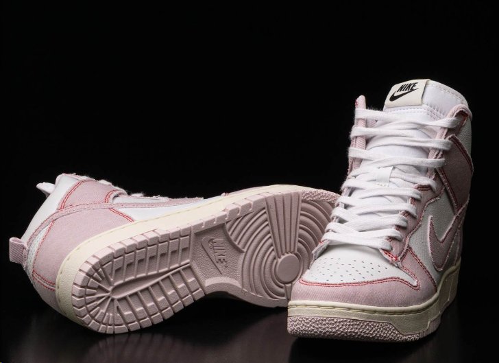 Christmas Special: Nike Dunk High ’85 Barely Rose