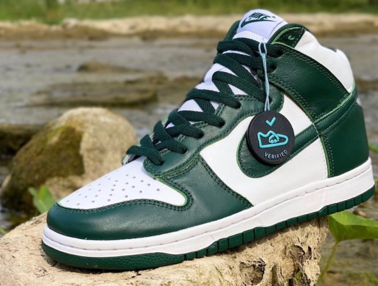 Nike Dunk High Pro Green: A Vibrant Holiday Sneaker